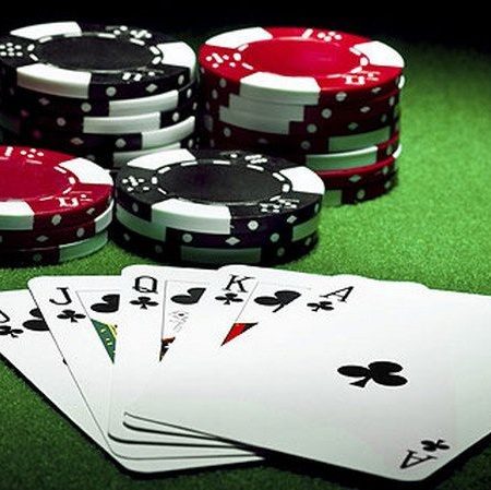 Xì dách ăn tiền là gì? Cách chơi xì dách ăn tiền từ các cao thủ hàng đầu